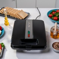 Сандвич мейкер ZELMER ZSM7400