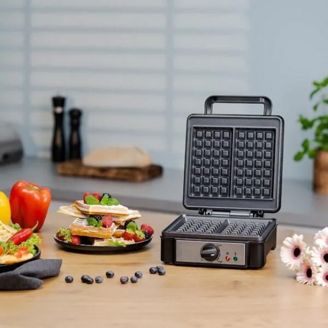 Вафельница ZELMER ZWM0012 BLACK