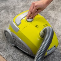 Пылесос Zelmer Jozek ZVC211желтый