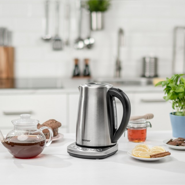 Чайник Zelmer ZCK8023